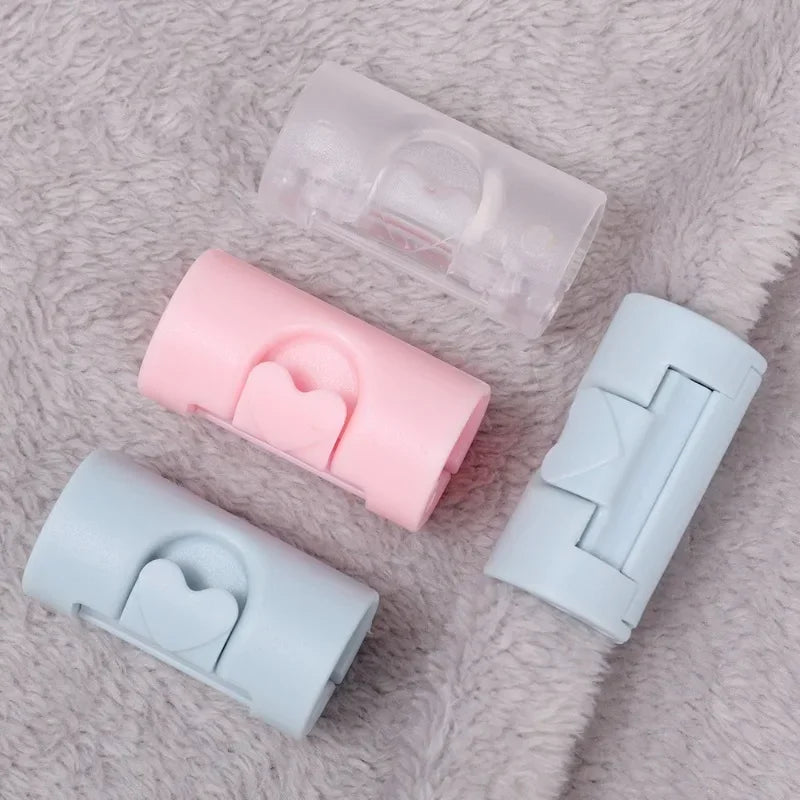 Bedsheet Clips - fasten your bedsheets with ease